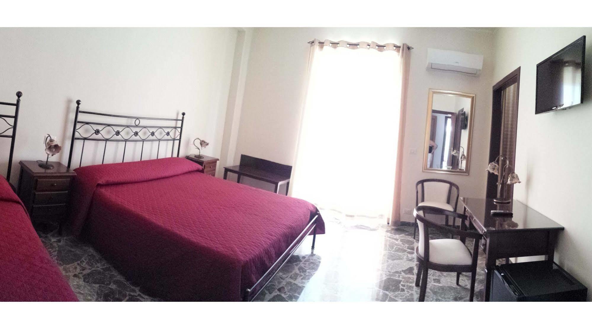 B&B Capo Sant'Alessio Sant'Alessio Siculo Exterior photo
